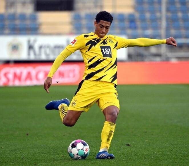 中国女足2-3苏格兰女足，张琳艳、吴澄舒互相传射，豪厄特吊射双响