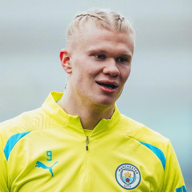 TA：随着主席选举临近，巴萨的长期引援议题根本无法提上议程