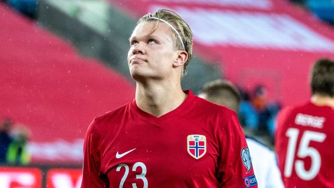 罗马诺：森林和埃弗顿正在竞争道路，球员更想去森林踢欧战