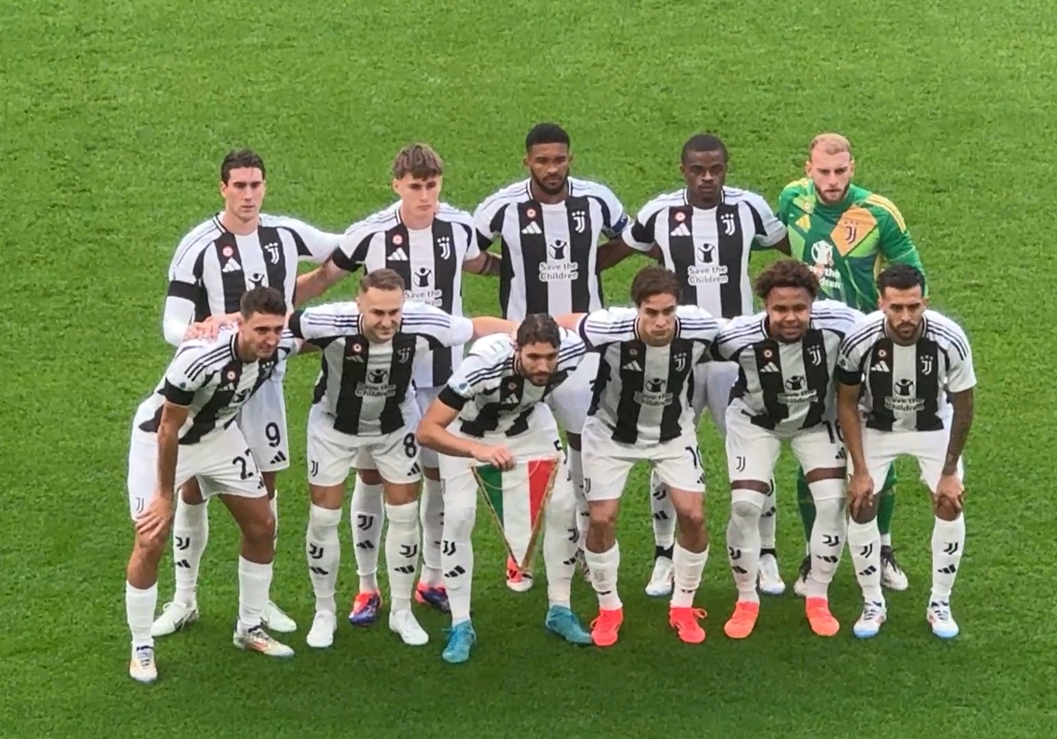 美职联战报：孙兴慜双响+失点，洛杉矶FC 5-6温哥华白浪遭淘汰