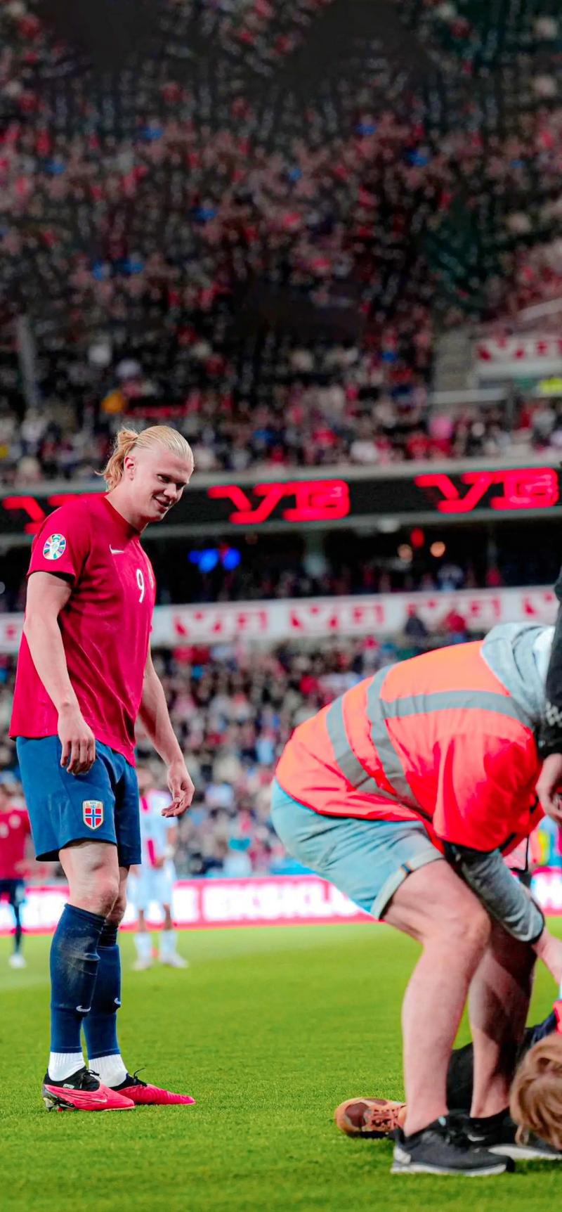 猛龙战胜开拓者终止两连败，成为本赛季第四支取得15个胜场球队