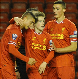 成都蓉城在中超和足协杯表现不佳，古尔芬克尔可能离队，周定洋面临续约问题，俱乐部需补强阵容。