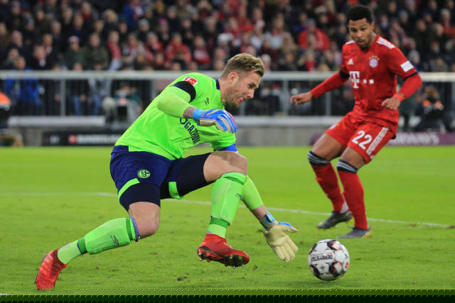 崩盘预警！皇马更衣室分裂，阿隆索帅位悬了，战曼城是最后救赎！