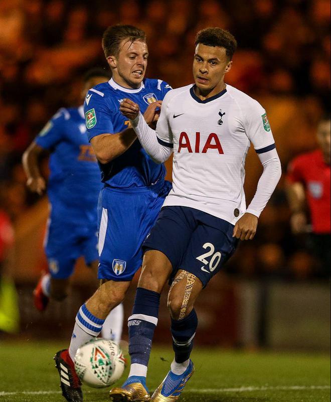 意媒：斯帕莱蒂想买中场，目标弗拉泰西、泽林斯基或法乔利