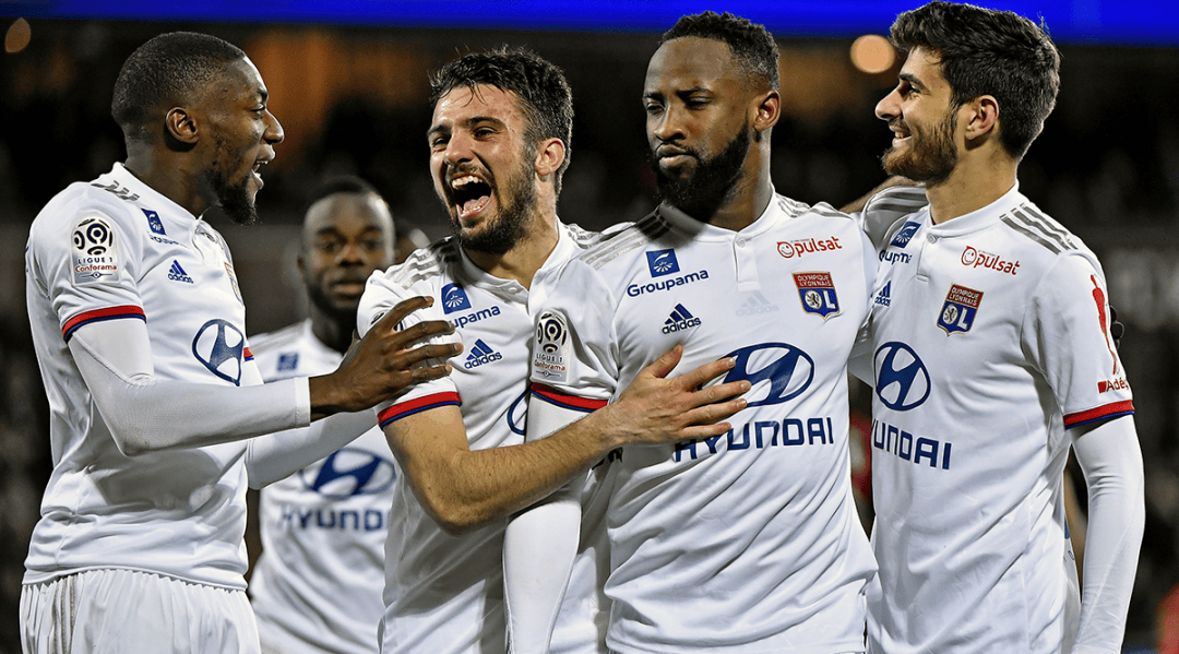 今年的欧冠就看到这！2025年欧冠全部比赛战罢，明年1月重启