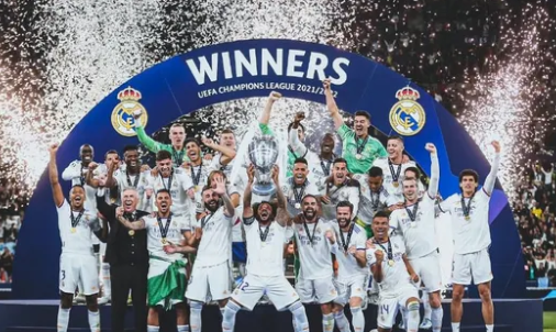 余力生以2小时06分38秒赢得瓦伦西亚马拉松，创英马历史第二佳绩，展现跨项实力，称霸铁三项目。